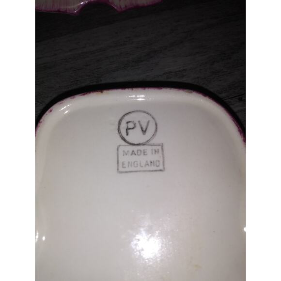 Ami de Tous Ami de Personne Friend Pink Accented PV Trinket Box Made in England - Picture 7 of 7